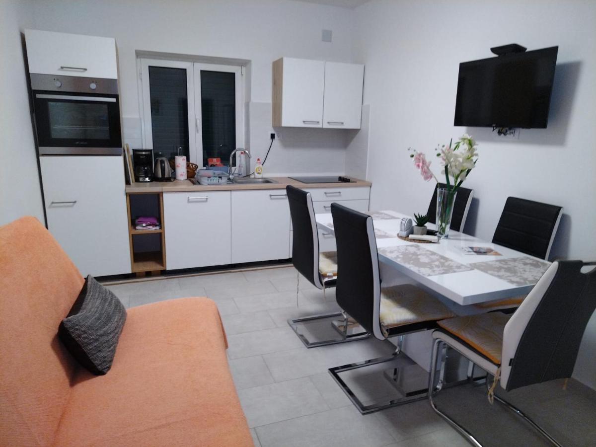 Apartmani Katarina Barbat na Rabu Екстериор снимка