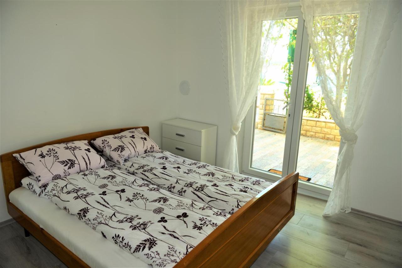 Apartmani Katarina Barbat na Rabu Екстериор снимка