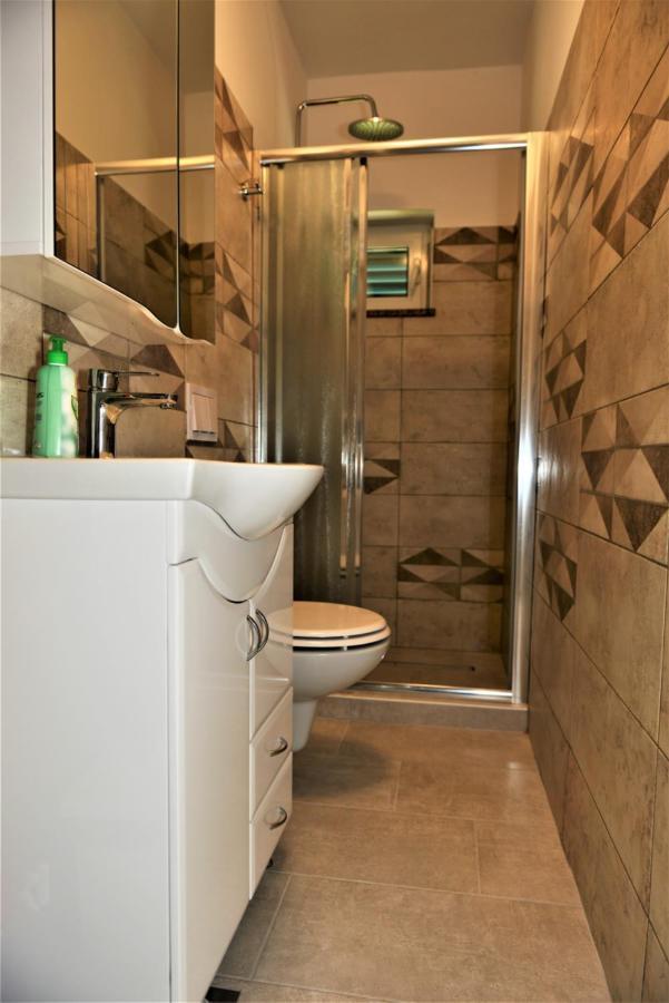 Apartmani Katarina Barbat na Rabu Екстериор снимка