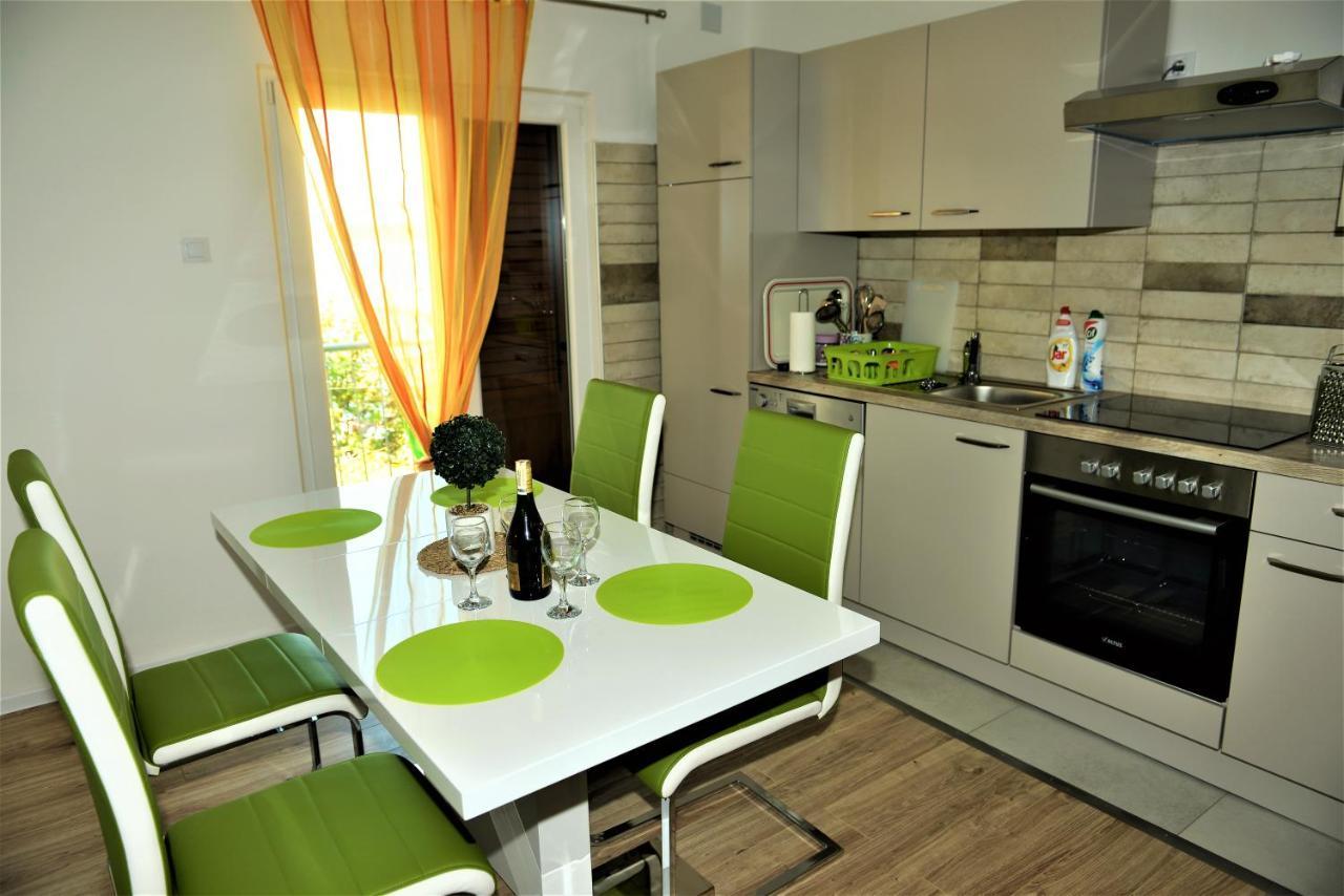 Apartmani Katarina Barbat na Rabu Екстериор снимка
